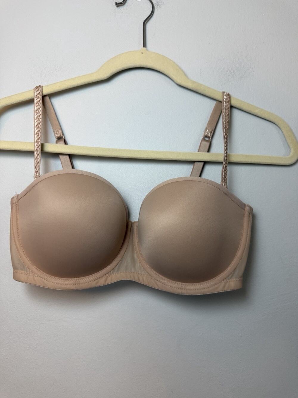 Le Mystere Strapless Bra With Removable Straps 32D Nude NEW